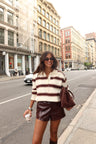 Polo Boston castanha às riscas