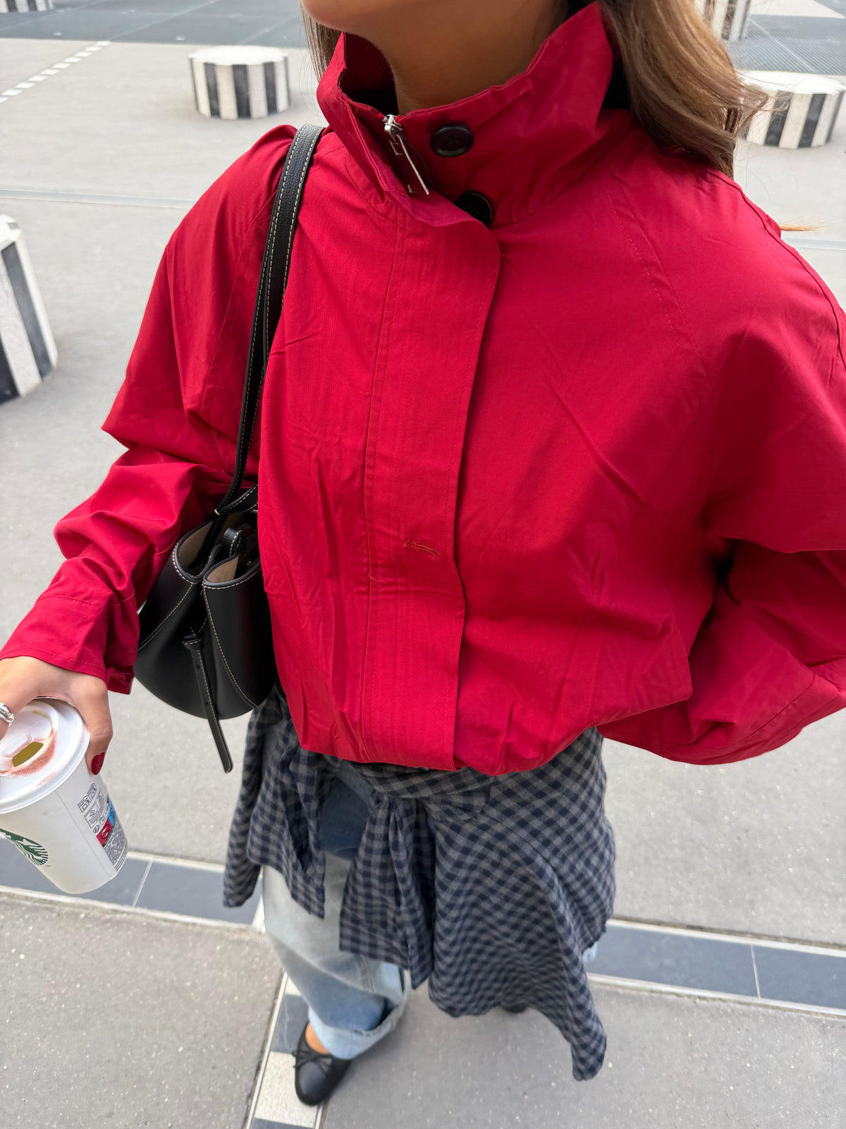 Jaqueta Livy em vermelho