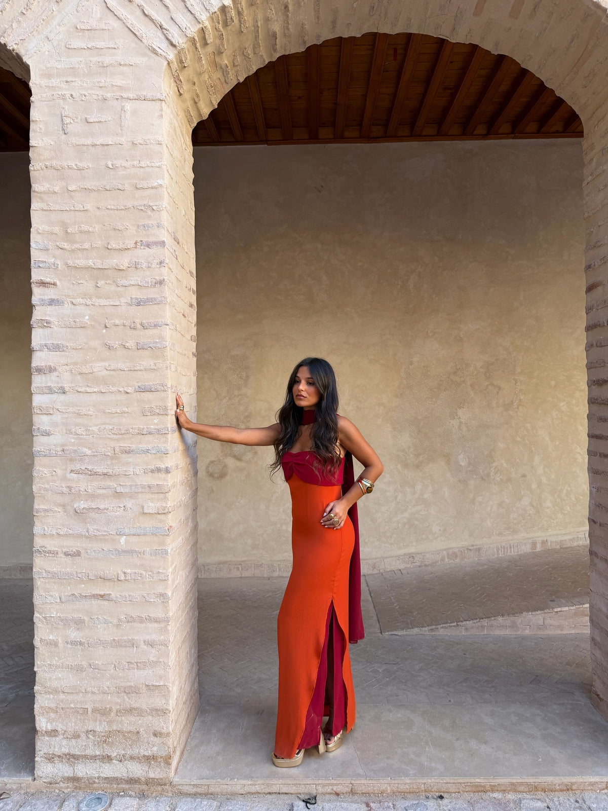 Vestido Zahara laranja e vermelho
