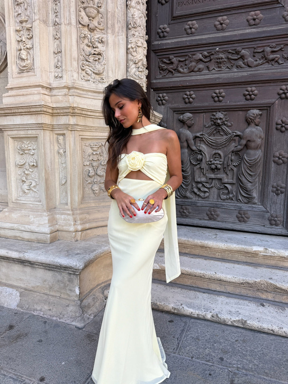 Vestido Zaira amarelo pastel com flores