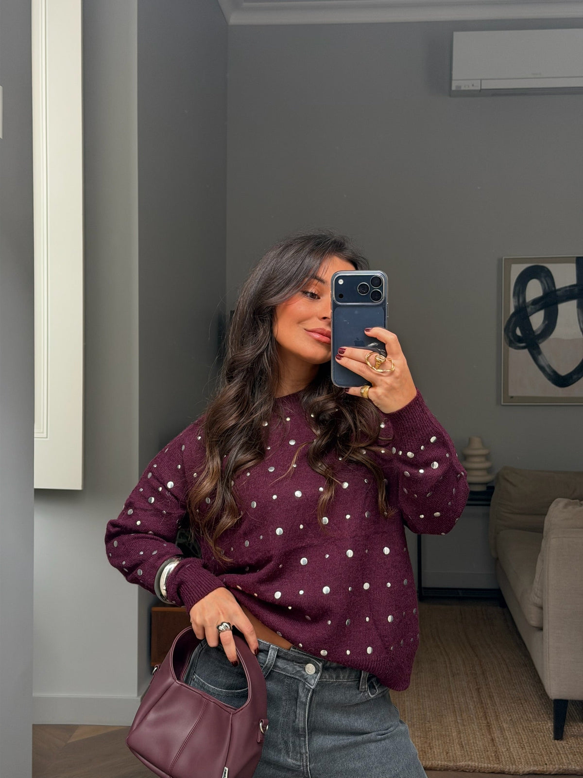 Camisola Sabrina com tachas cor de vinho
