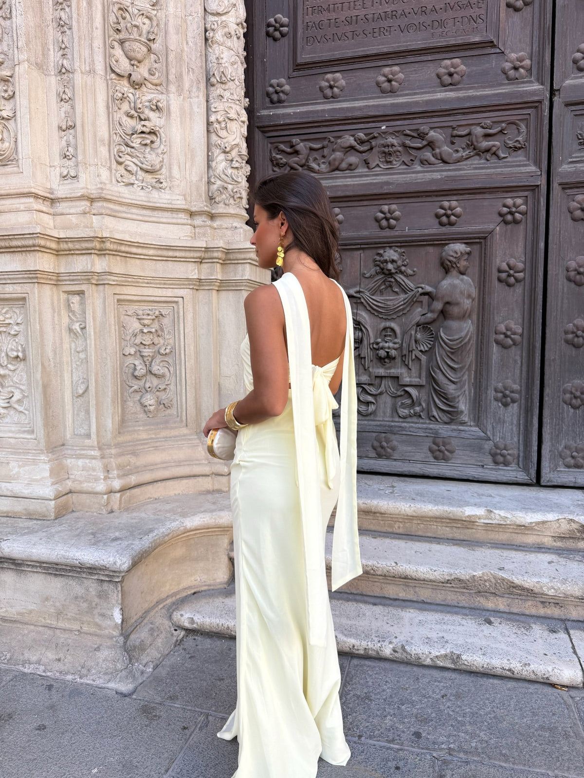 Vestido Zaira amarelo pastel com flores