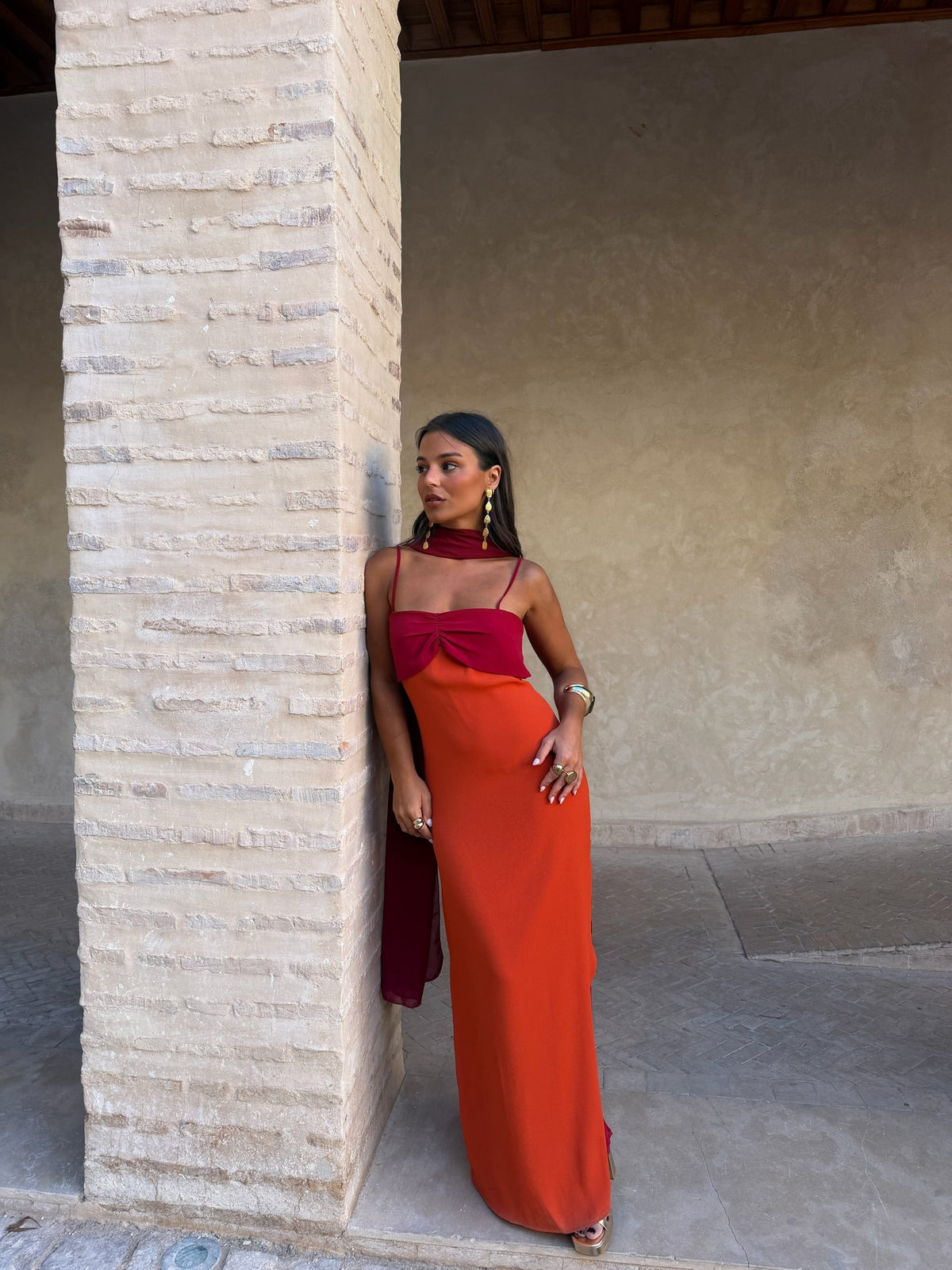 Vestido Zahara laranja e vermelho