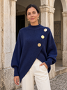 Camisola assimétrica de gola alta com botões dourados