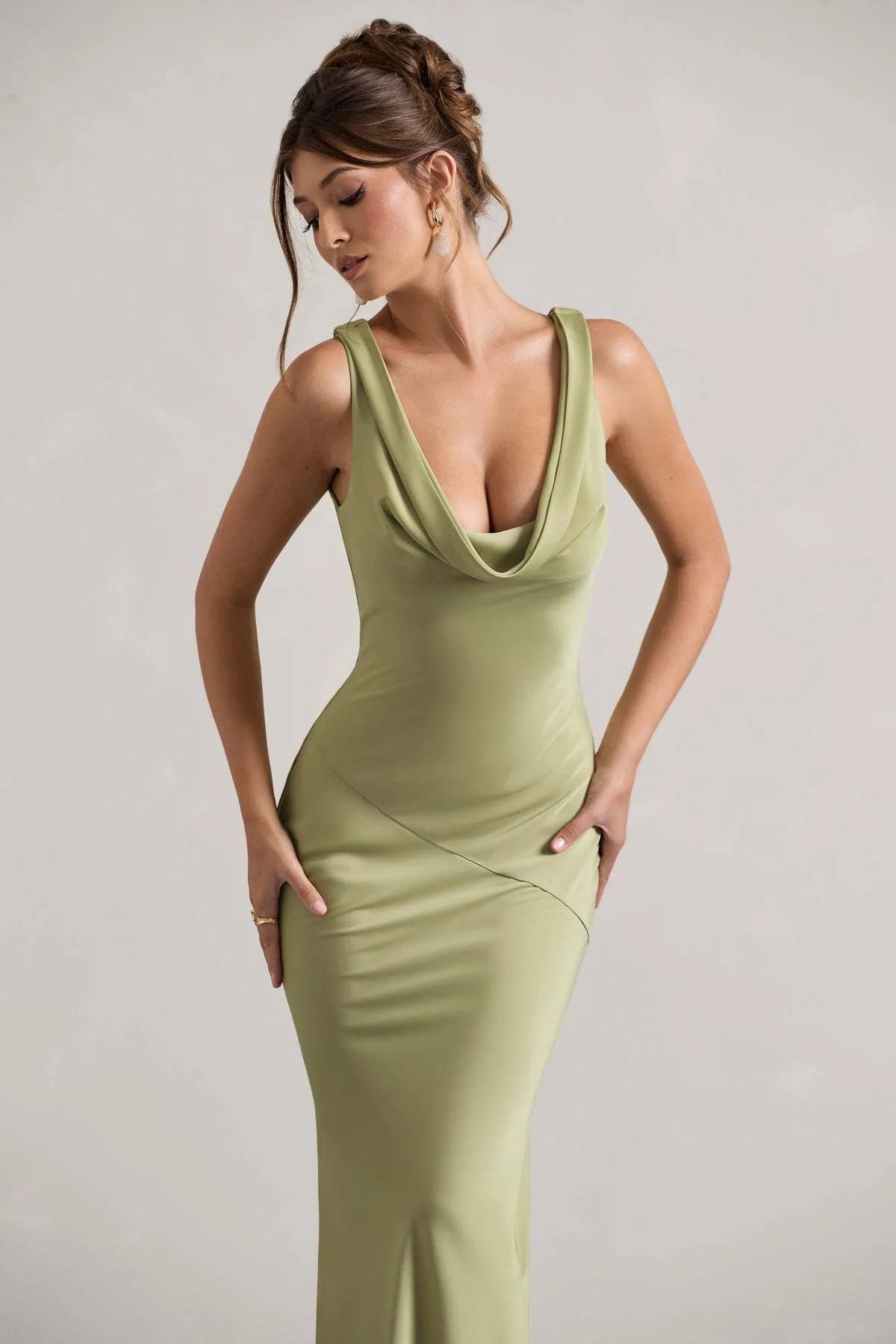 Vestido comprido Célestine verde-oliva