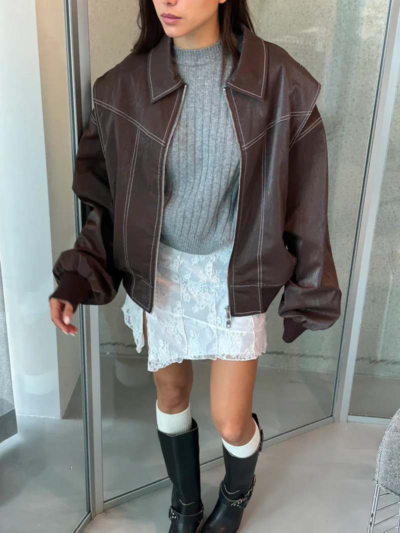 Jaqueta oversize com pespontos contrastantes