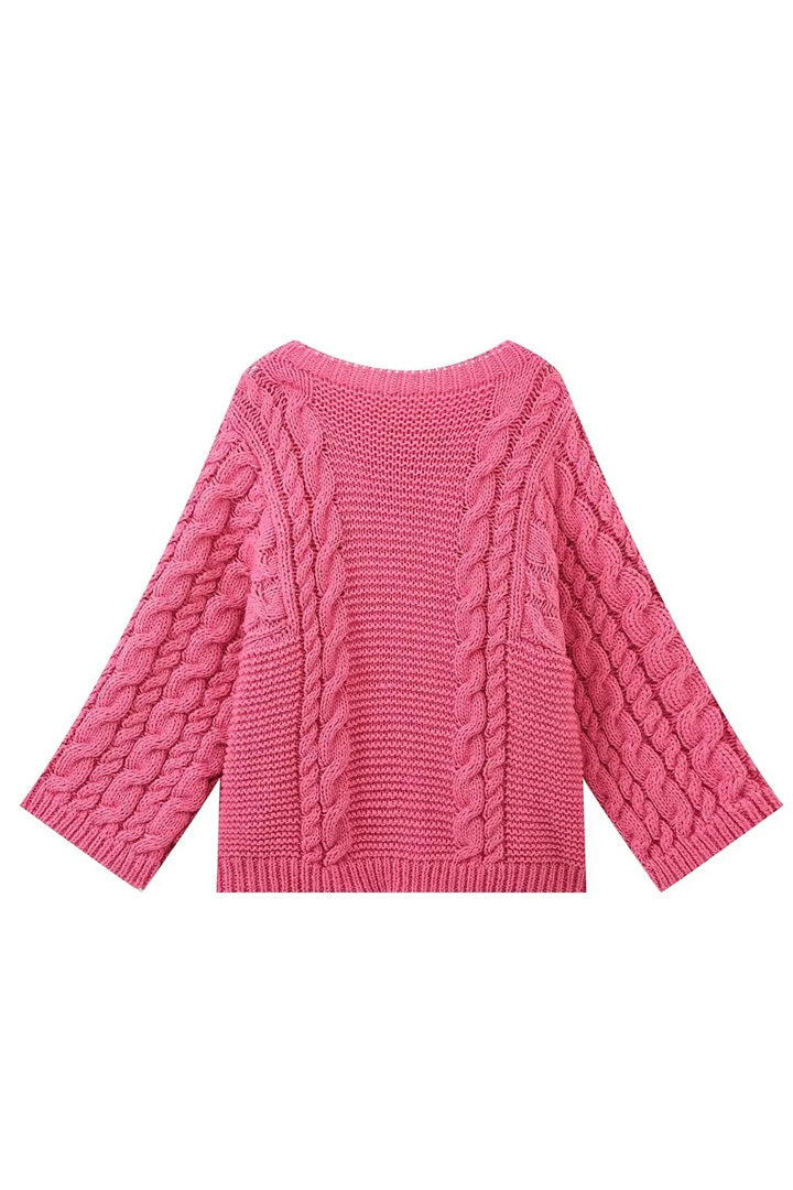 Camisola oversize de malha entrançada com gola alta e mangas evasé