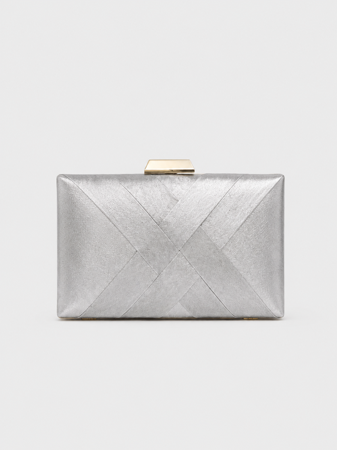 Clutch prateada acetinada