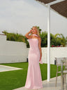 Vestido sereia de tule rosa com choker